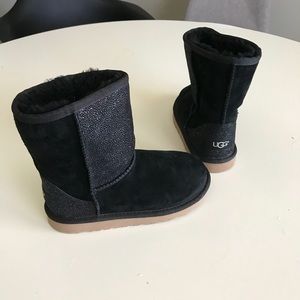 Girls UGG Boots Size 13, barely worn